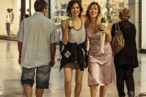 02-la-pazza-gioia-paolo-virzi-valeria-bruni-tedeschi-e-micaela-ramazzotti (1)